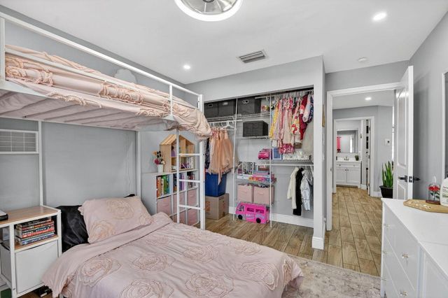 6024 Strawberry Lakes Circle, Lake Worth, FL 33463