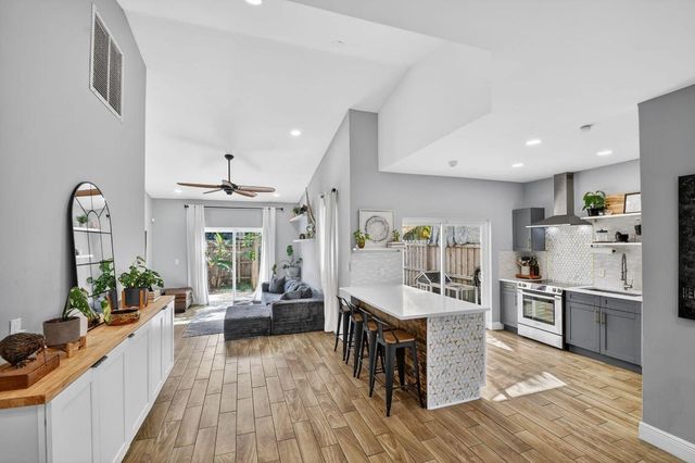 6024 Strawberry Lakes Circle, Lake Worth, FL 33463