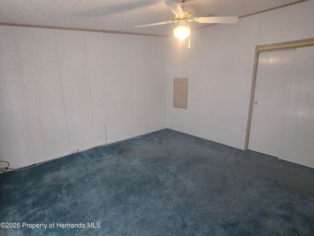 9091 Dickens Avenue, Brooksville, FL 34613