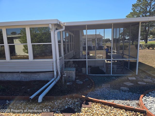 9091 Dickens Avenue, Brooksville, FL 34613