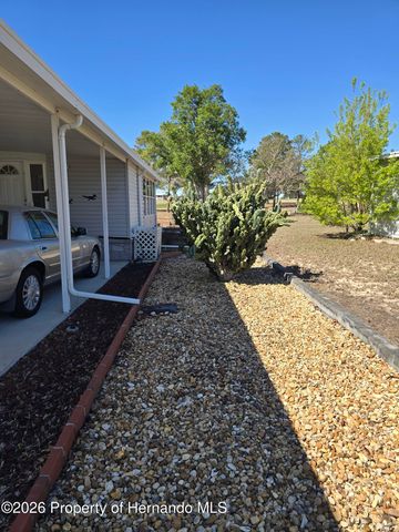 9091 Dickens Avenue, Brooksville, FL 34613