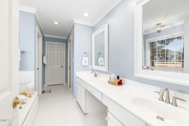 1806 Waddill Way, Henderson, NC 27536