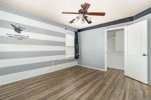 531 W Shadow Ridge Way, Mustang, OK 73064