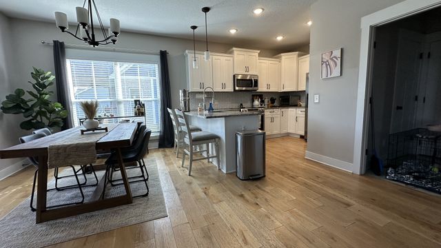 537 Dexter Dr, Clarksville, TN 37043