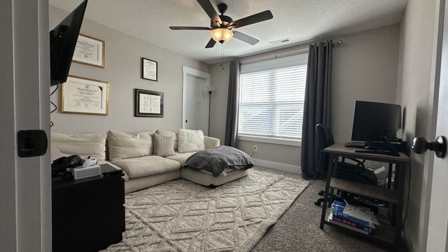 537 Dexter Dr, Clarksville, TN 37043