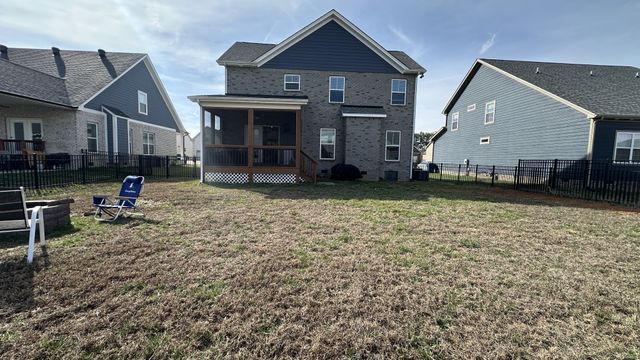537 Dexter Dr, Clarksville, TN 37043