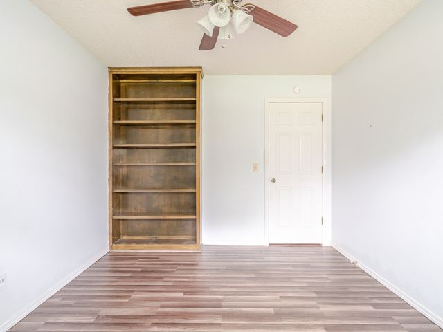 1005 N Flamingo Road, Rogers, AR 72756
