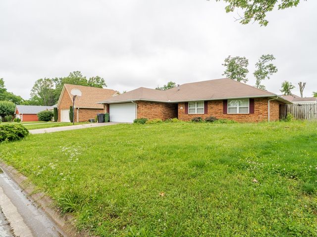 1005 N Flamingo Road, Rogers, AR 72756