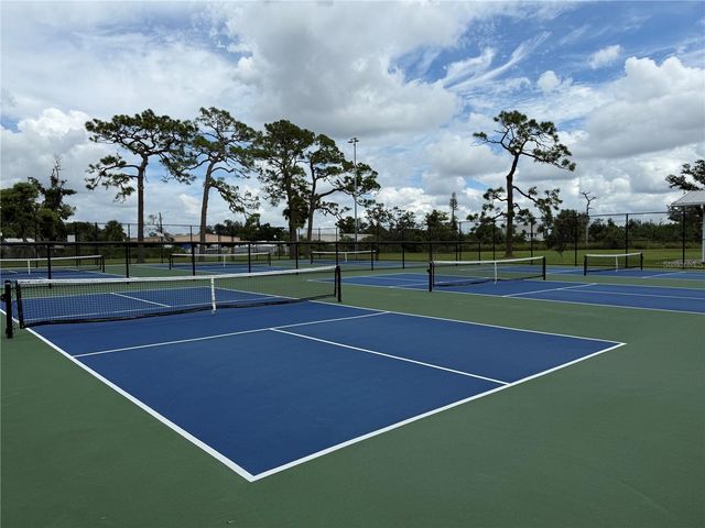 260 NIPPINO TRAIL E, Nokomis, FL 34275