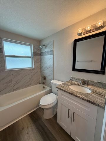 260 NIPPINO TRAIL E, Nokomis, FL 34275