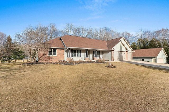 334 THOMAS WAY, Sobieski, WI 54171