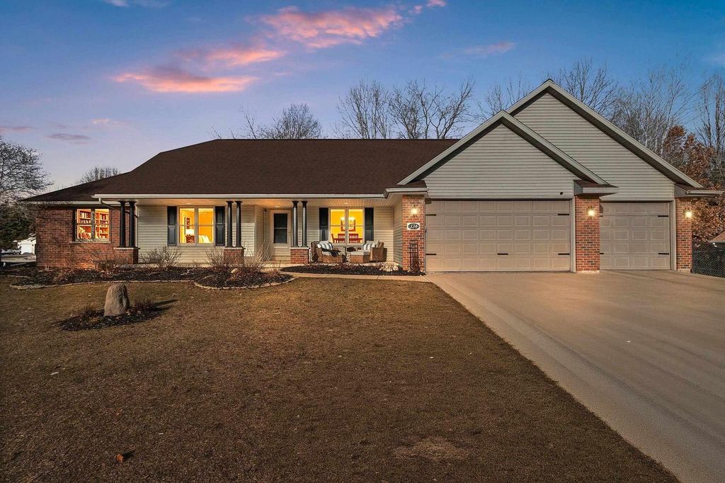 334 THOMAS WAY, Sobieski, WI 54171