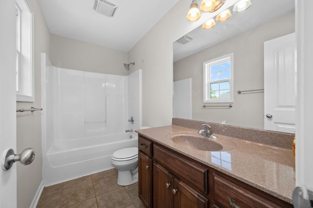 255 Walnut St, Greenbrier, TN 37073
