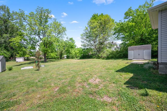 255 Walnut St, Greenbrier, TN 37073