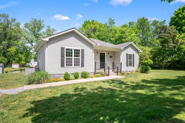255 Walnut St, Greenbrier, TN 37073