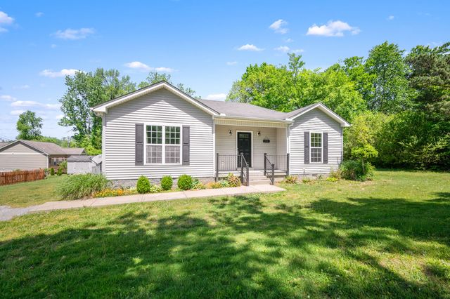 255 Walnut St, Greenbrier, TN 37073
