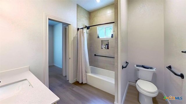 111 Clydesdale Drive, San Marcos, TX 78666