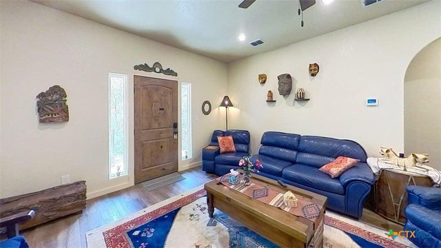 111 Clydesdale Drive, San Marcos, TX 78666