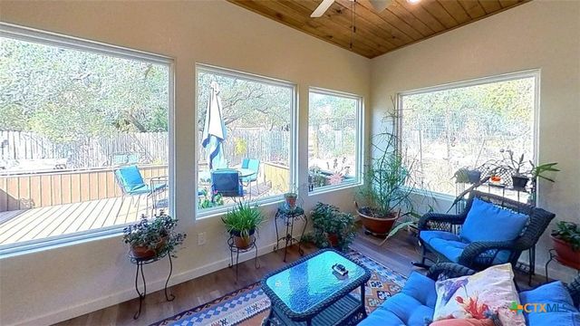 111 Clydesdale Drive, San Marcos, TX 78666