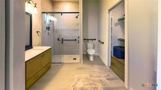 111 Clydesdale Drive, San Marcos, TX 78666