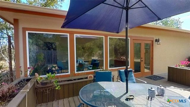 111 Clydesdale Drive, San Marcos, TX 78666