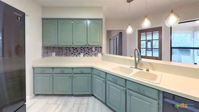 111 Clydesdale Drive, San Marcos, TX 78666