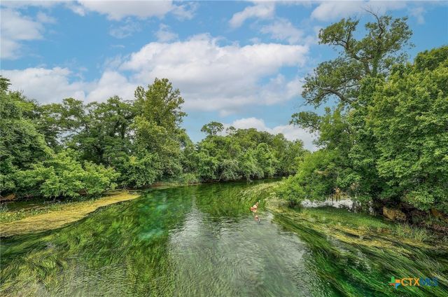 111 Clydesdale Drive, San Marcos, TX 78666
