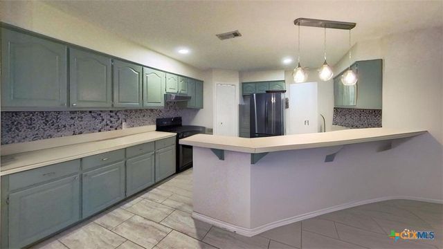 111 Clydesdale Drive, San Marcos, TX 78666