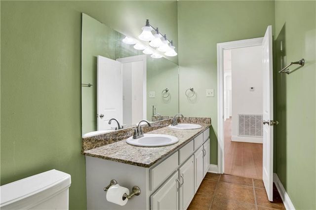 4340 Hamilton Oaks Lane, Mobile, AL 36695