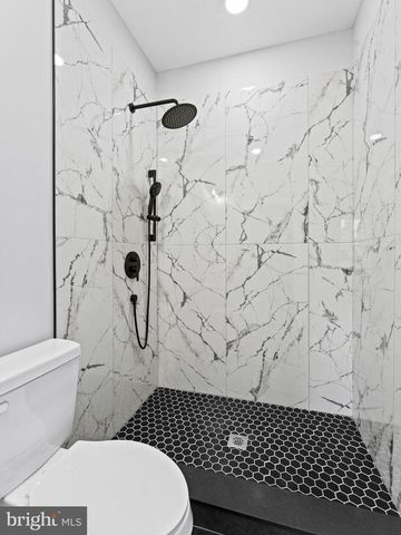 5220 N 9TH ST, Philadelphia, PA 19141