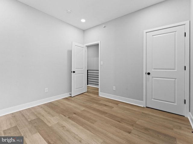 5220 N 9TH ST, Philadelphia, PA 19141