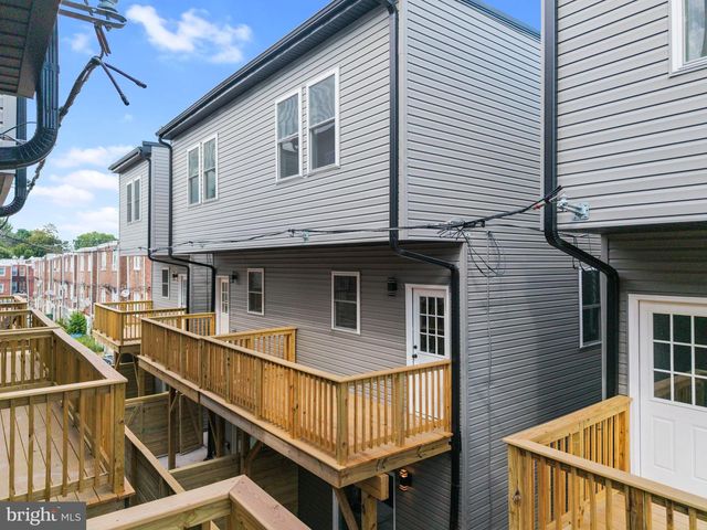 5220 N 9TH ST, Philadelphia, PA 19141