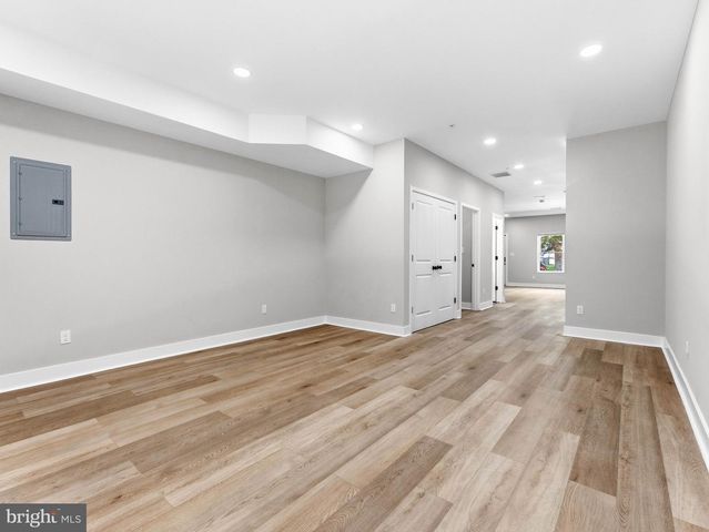 5220 N 9TH ST, Philadelphia, PA 19141
