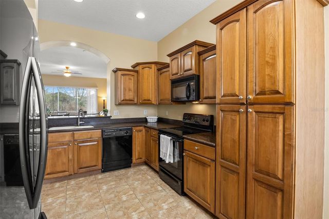 1068 STONEY CREEK DRIVE, Lakeland, FL 33811