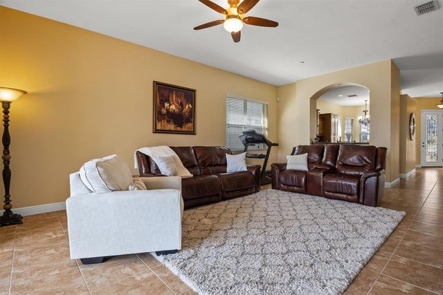 1068 STONEY CREEK DRIVE, Lakeland, FL 33811