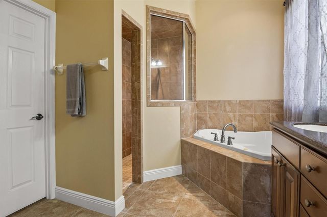 1068 STONEY CREEK DRIVE, Lakeland, FL 33811