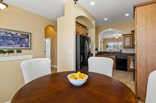 1068 STONEY CREEK DRIVE, Lakeland, FL 33811