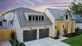 6426 Schiller Street, Houston, TX 77055