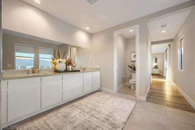 8984 Rolling Pietra Street, Las Vegas, NV 89166