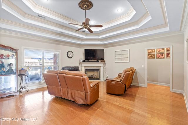 13242 Three Hawks Drive, Olive Branch, MS 38654