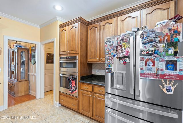 13242 Three Hawks Drive, Olive Branch, MS 38654
