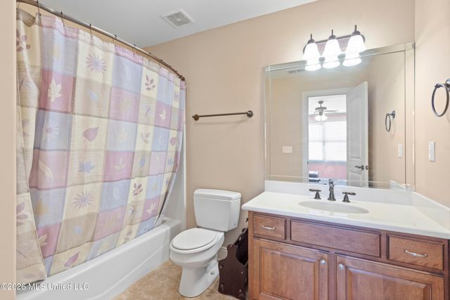 13242 Three Hawks Drive, Olive Branch, MS 38654
