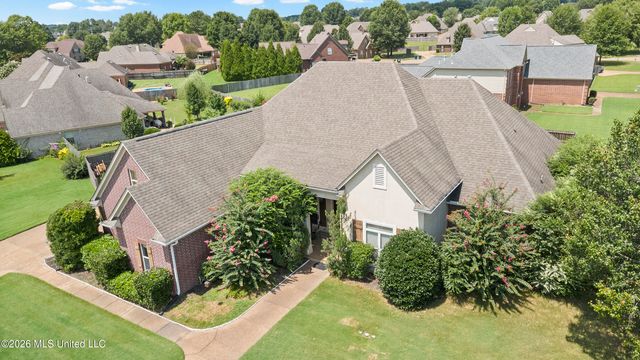 13242 Three Hawks Drive, Olive Branch, MS 38654