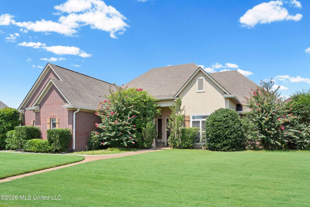 13242 Three Hawks Drive, Olive Branch, MS 38654 — photo 2