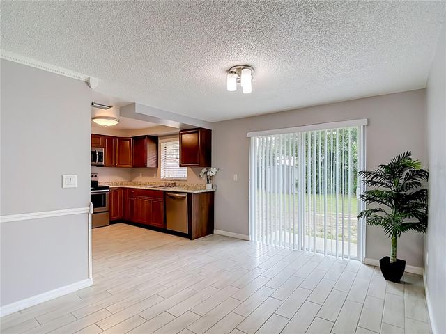 903 CARRIE COVE, Valrico, FL 33594