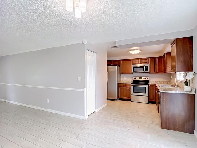 903 CARRIE COVE, Valrico, FL 33594