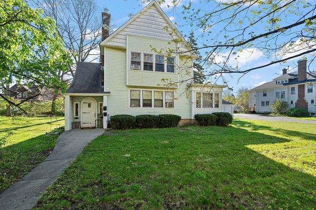 324 S Main Street, Crown Point, IN 46307