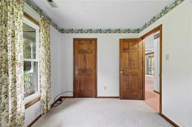 6703 Magnolia DR, Gloucester, VA 23061