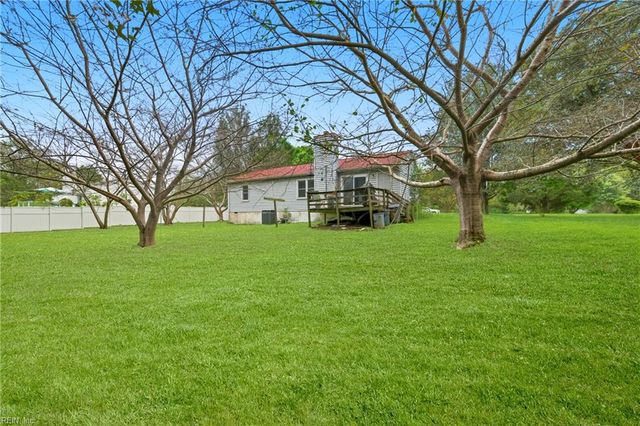 6703 Magnolia DR, Gloucester, VA 23061