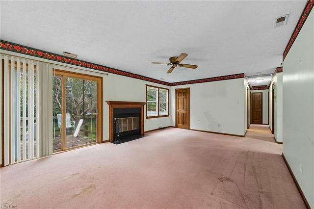 6703 Magnolia DR, Gloucester, VA 23061